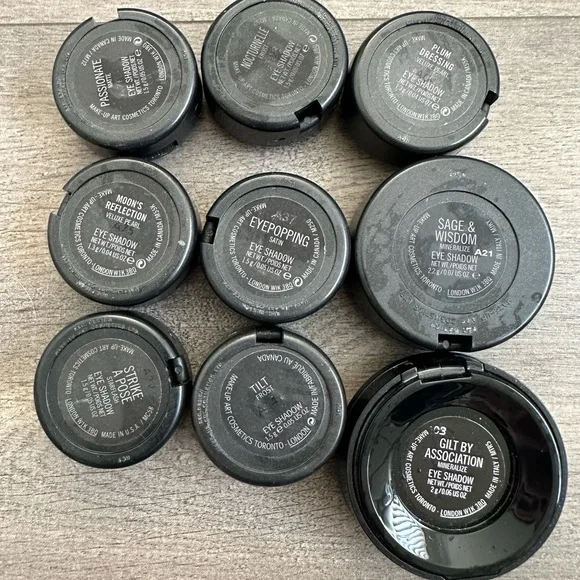 Bundle of Mac eyeshadows - Picture 6 of 6